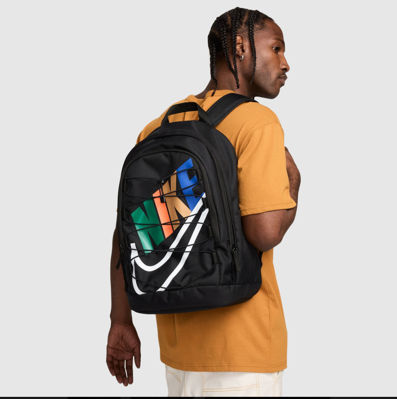 Mochila (26l) Nike Hayward Negro Hf7722-010 Color Negro/negro/blanco