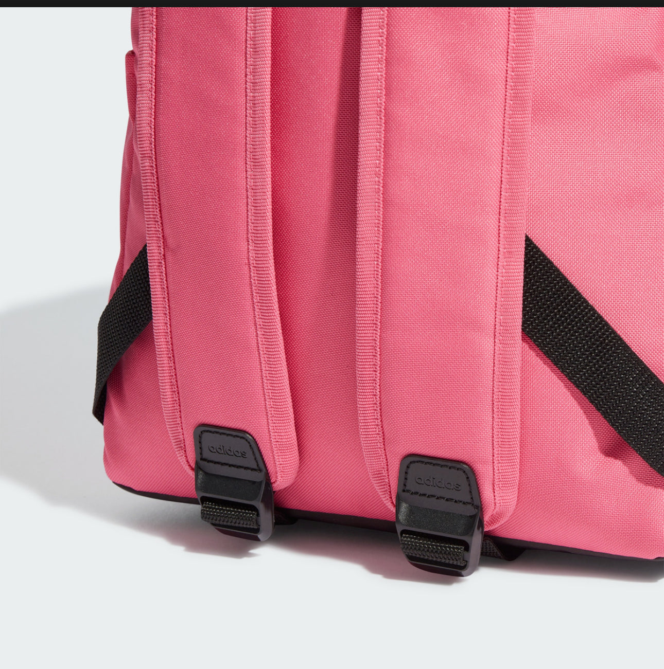 Mochila Classic Foundation Ir9824 adidas Color Rosa