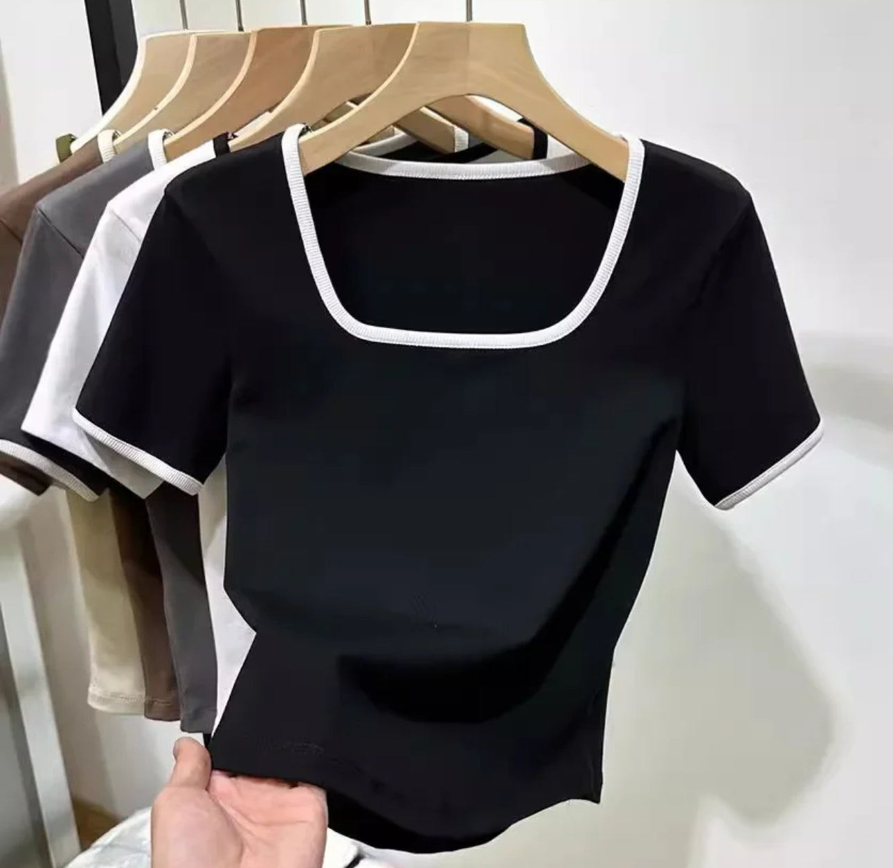 (🌍 INTERNACIONAL) Camiseta De Mujer De Poliéster Con Cuello Cuadrado, Color