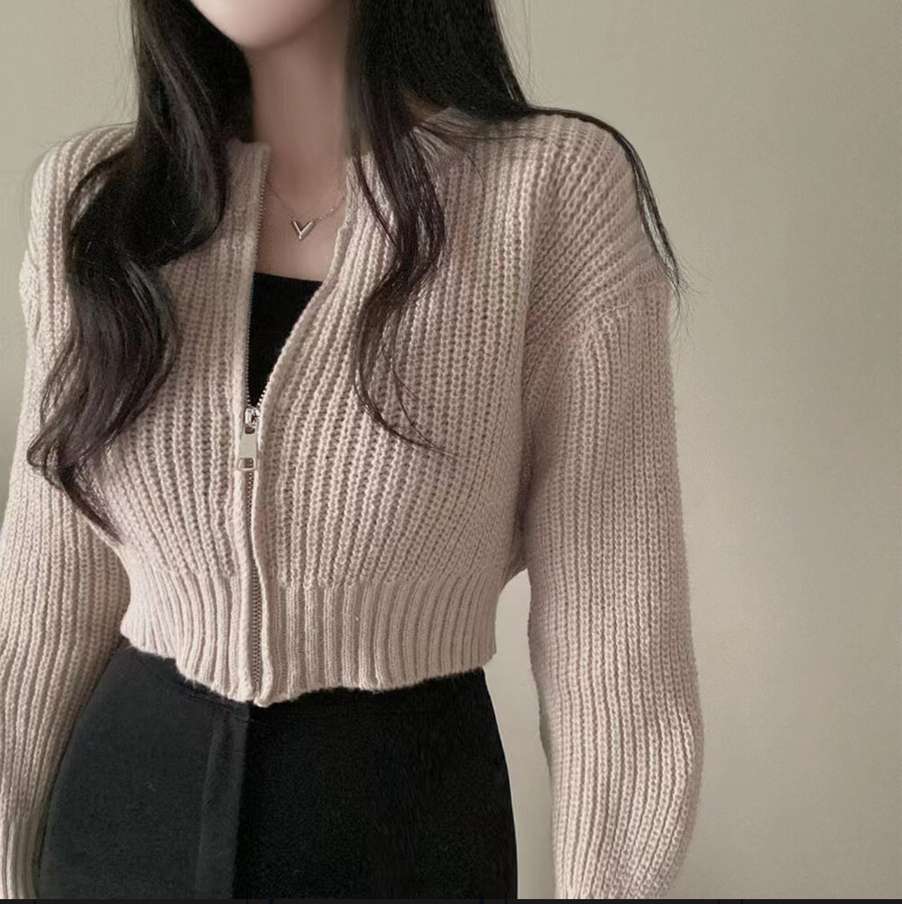 (🌎 PRODUCTO INTERNACIONAL) Suéter Mujer Cierre Corto Cuello Redondo Tejido Sólido