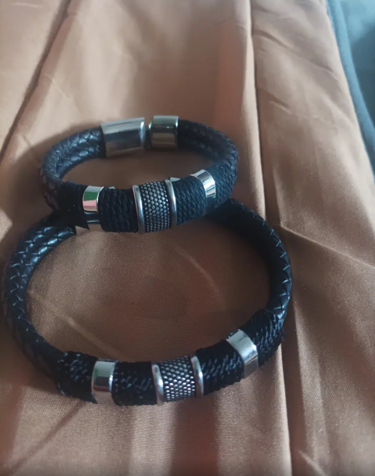 Pulsera Cuero Soga Trenzado Acero Inox Con Hebilla Magnética