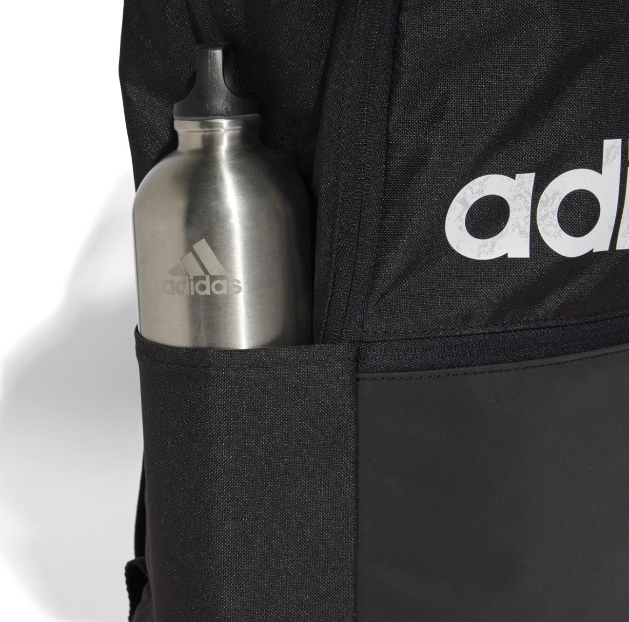 Mochila Urbana Sin Género Logo Estampado Classic Daily adidas