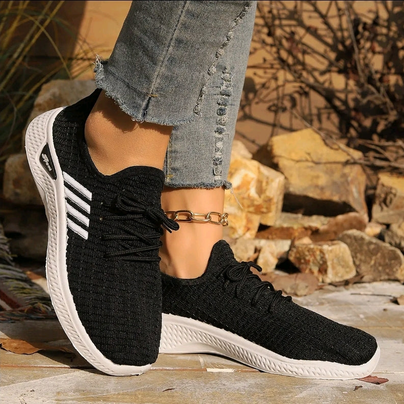 Zapatos casuales de mujer Estilo de punta redonda con comodidad de corte bajo. Cordones de ravas V suela suave antideslizante. Calzado casual deportivo para exterior, transpirable ligero