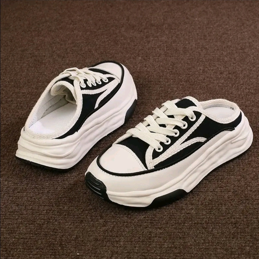 Zapatos de mujer. Nuevos zapatos de lona de verano para mujer. Versátiles y cómodos. Ligeros, con cordones y punta redonda, planos de estilo preppy. zapatos casuales versâtiles para mujer, ideales para caminar, el dia a dia y viajar