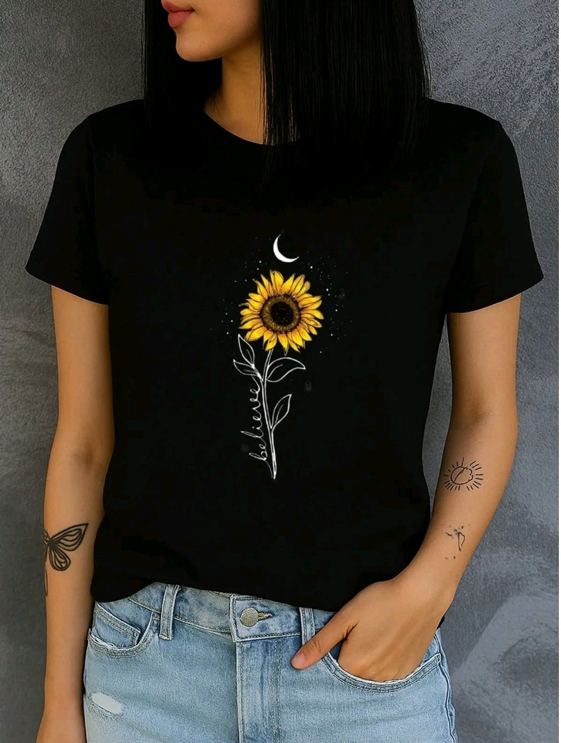 Camiseta Gráfica de Girasol Luna para Mujer - Cómoda de Manga Corta, Cuello Redondo, Deportiva Casual en Mezcla de Poliéster Suave, Lavable a Máquina