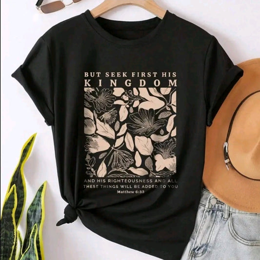 Camiseta gráfica de manga corta para mujeres con diseñio flioral 'y texto biblico, ropa basada en la fe, ropa casual