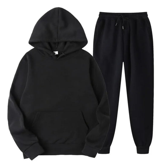 INTERNACIONAL. Conjunto Básico de Chándal con Sudadera y Pantalón
Descubre la máxima comodidad y el estilo versátil con nuestro conjunto de chándal básico. Este dúo esencial es la base perfecta para cualquier guardarropa, ofreciendo calidez y un look cas