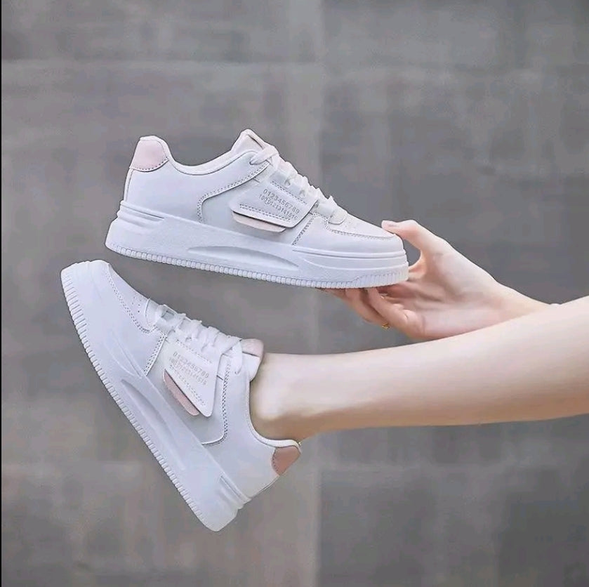 Zapatos de mujer. Zapatillas casuales de mujer. Suela antideslizante engrosada, transpirable y cómoda Estilo que aumenta la altura. Cordones, números impresos, zapatos casuales deportivos al aire libre de moda. Zapatos planos de mujer versátiles adecuado