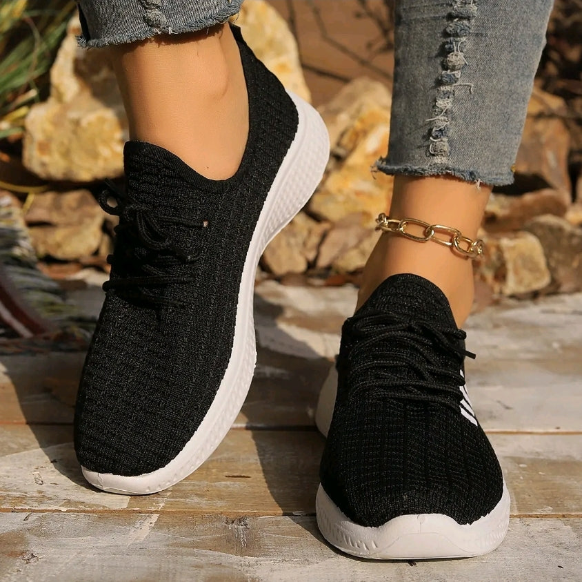 Zapatos casuales de mujer Estilo de punta redonda con comodidad de corte bajo. Cordones de ravas V suela suave antideslizante. Calzado casual deportivo para exterior, transpirable ligero