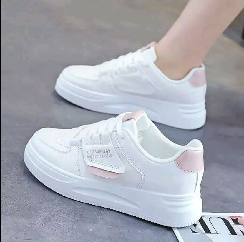 Zapatos de mujer. Zapatillas casuales de mujer. Suela antideslizante engrosada, transpirable y cómoda Estilo que aumenta la altura. Cordones, números impresos, zapatos casuales deportivos al aire libre de moda. Zapatos planos de mujer versátiles adecuado
