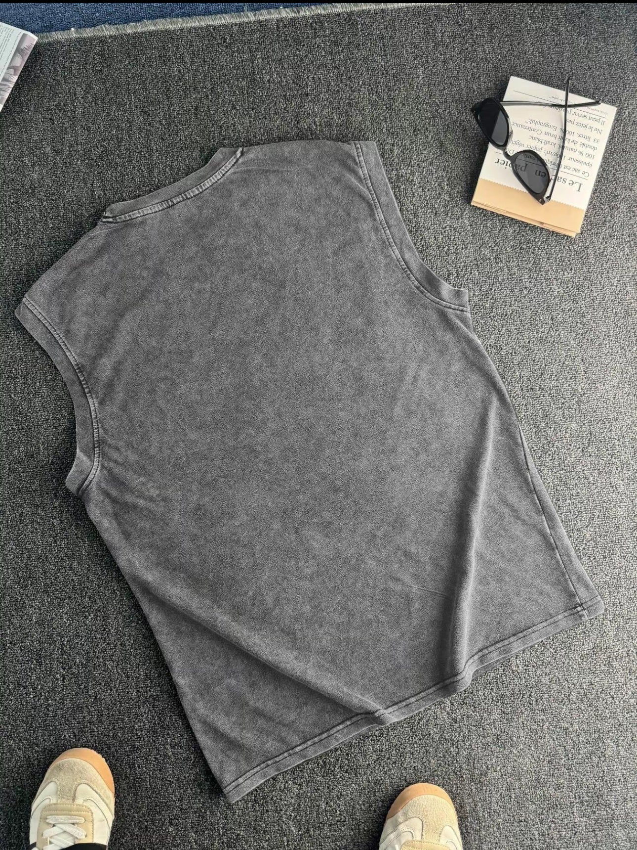 Camiseta sin mangas estilo tank para
hombre con estampado gráfico de ángel vintage, top casual sin mangas para verano, ropa de hombre para uso diario, calcetines