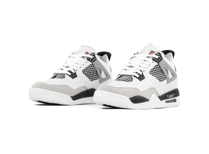Tenis Jordan 4 Retro Military Black