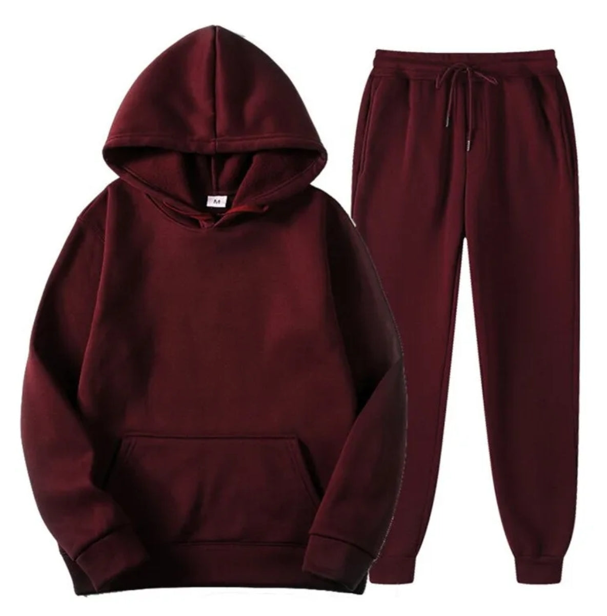 INTERNACIONAL. Conjunto Básico de Chándal con Sudadera y Pantalón

Descubre la máxima comodidad y el estilo versátil con nuestro conjunto de chándal básico. Este dúo esencial es la base perfecta para cualquier guardarropa, ofreciendo calidez y un look cas