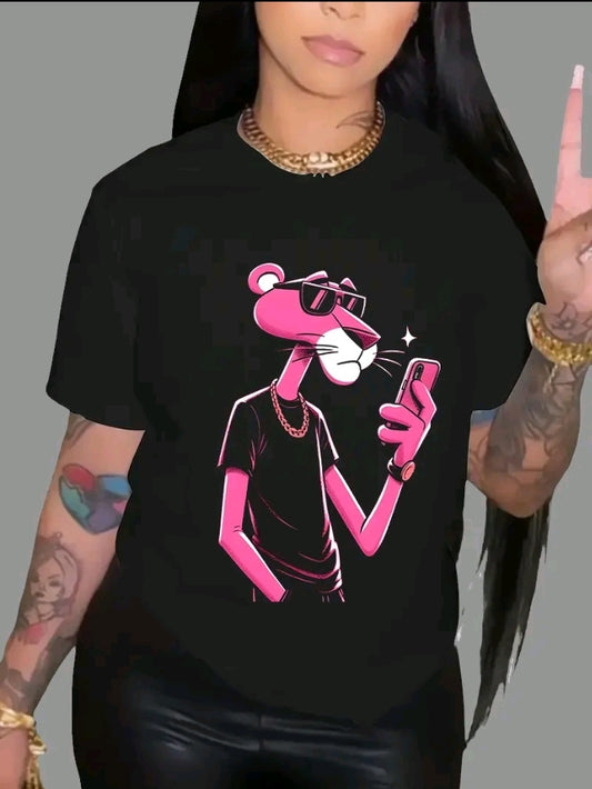 CAMISETA DE MUJER CON ESTILO CLASICO Y DISEÑO DIVERTIDO DE PANTERA ROSA