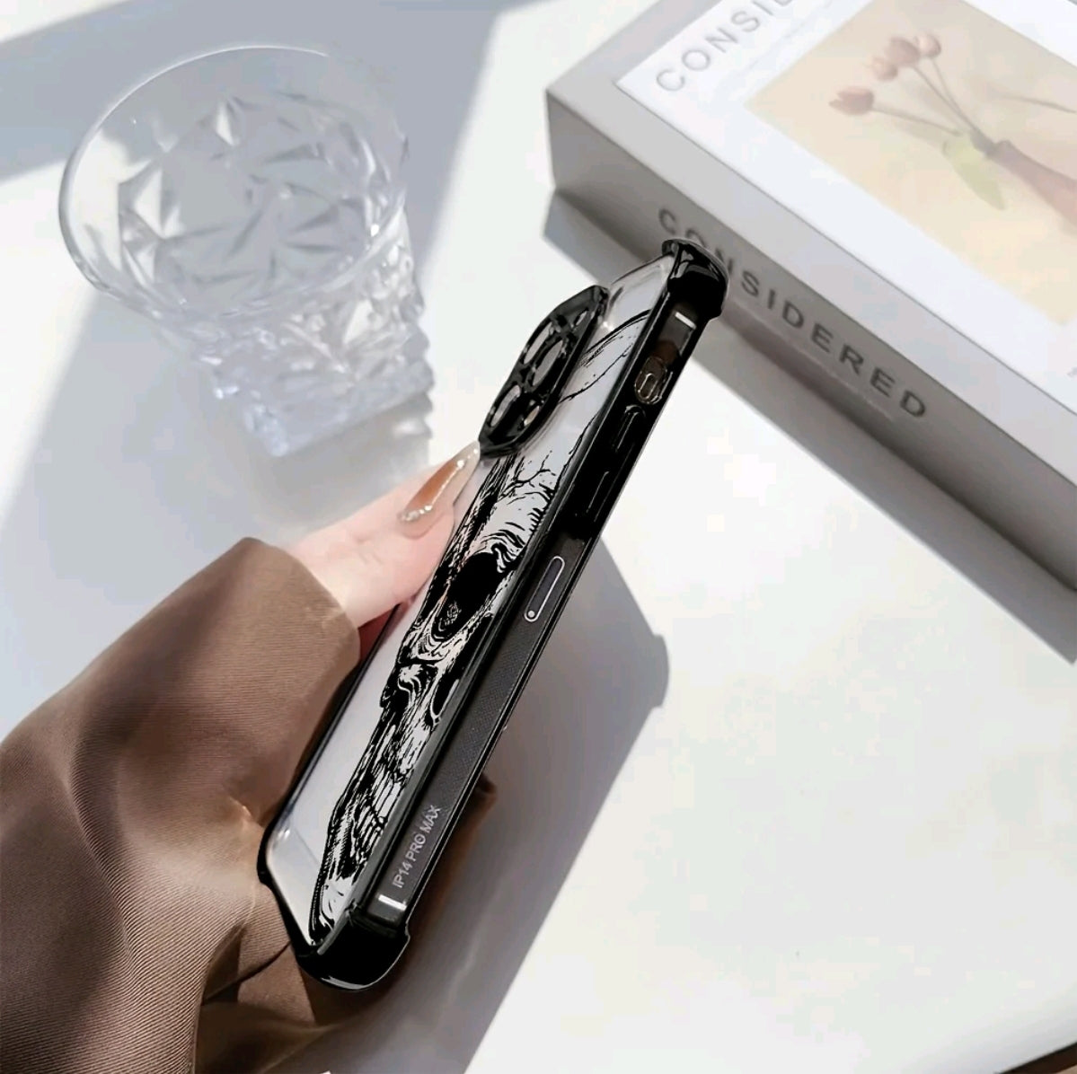 Funda de Calavera Negra Adecuada para iphone 16 15 14 13 12 11 Pro Max X XR XSMAX 8 7 PlUs, Cubierta Trasera Transparente Suave a Prueba de Golpe