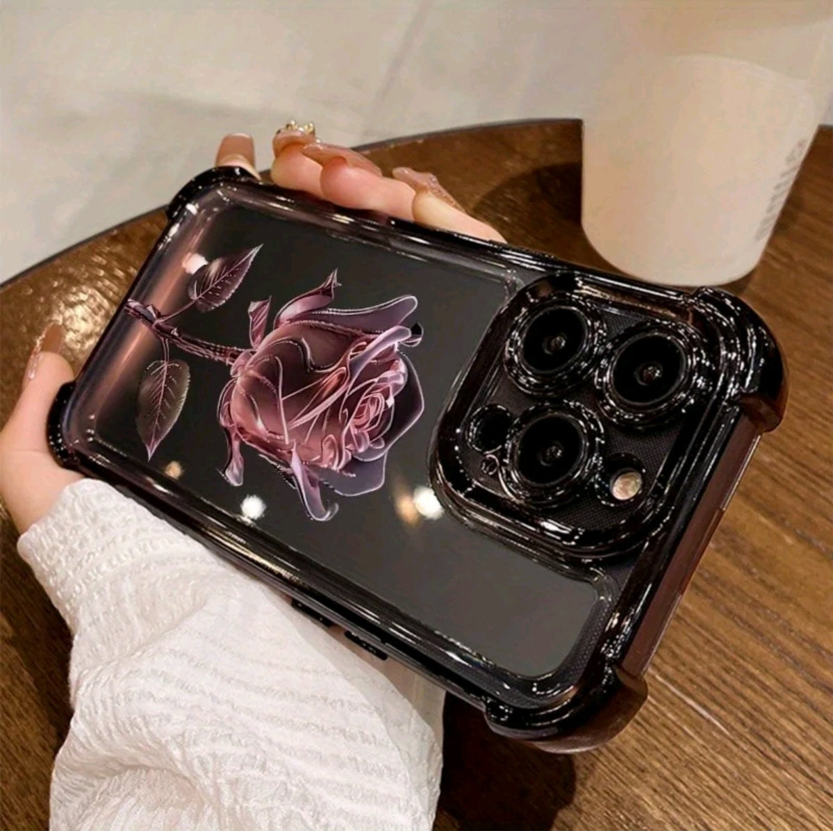 Funda protectora para teléfono móvil de TPU antideslizante y a prueba de cadas con patrón de galvanoplastia de rosa rosa, adecuada para iphone 16 15 14 13 12 11 XS X y otros modelos de la serie, puede ser regalada a niños o niñas como una funda de teléfo