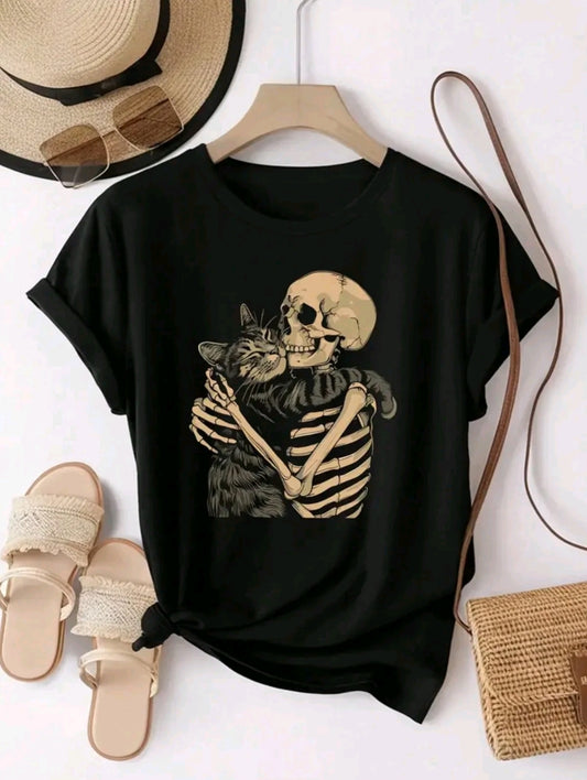 Playera para mujer con estampado de Gato y esqueleto cuello redondo de poliéster, manga corta, patrór de alfabeto, camiseta casual de verano para usar en casa